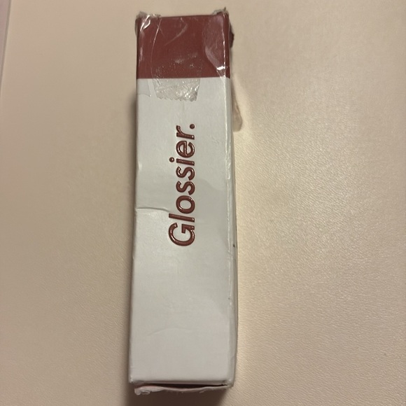 Glossier Cloud Paint in Dune - Picture 4 of 6